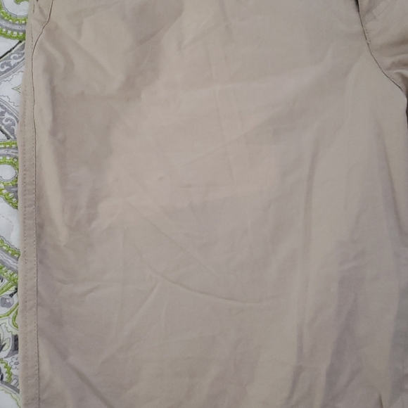 Lot of 2 Mens Columbia khaki flat front shorts 32 - Picture 6 of 6